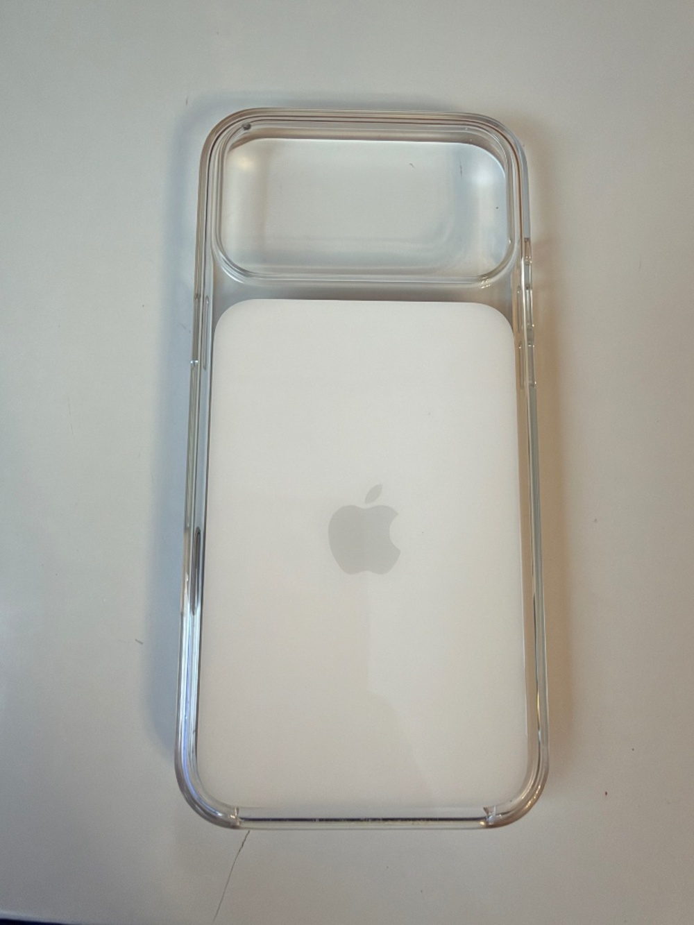 Apple clear case with mag safe iPhone 17 Pro Max